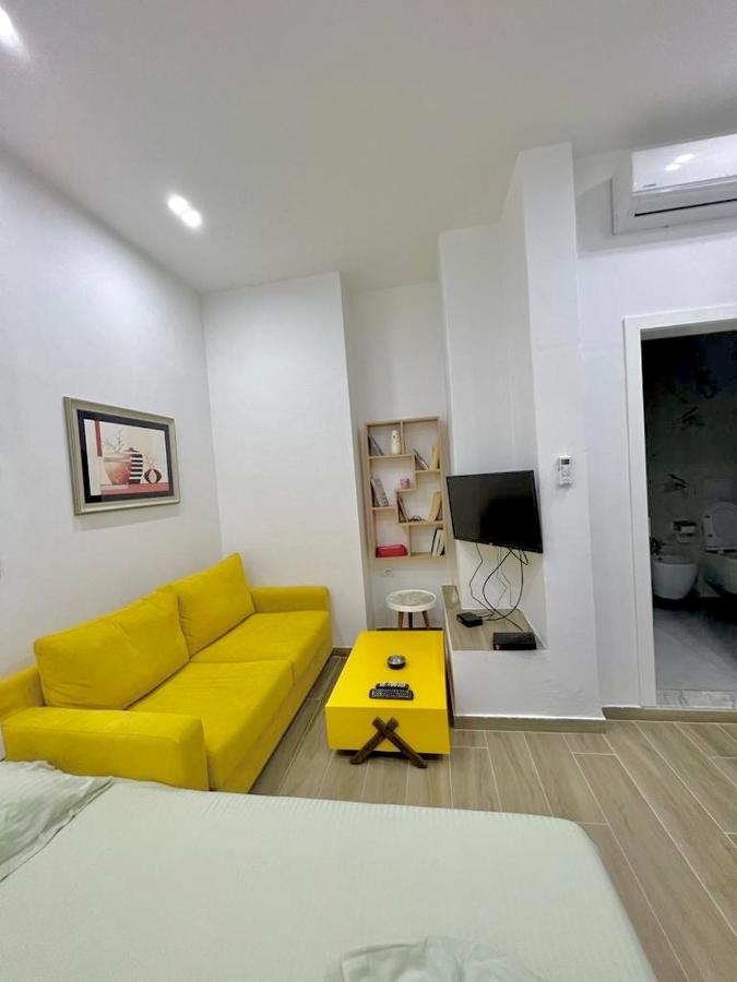 Apartamento Gersi'S Daily Apartament Tirana Exterior foto